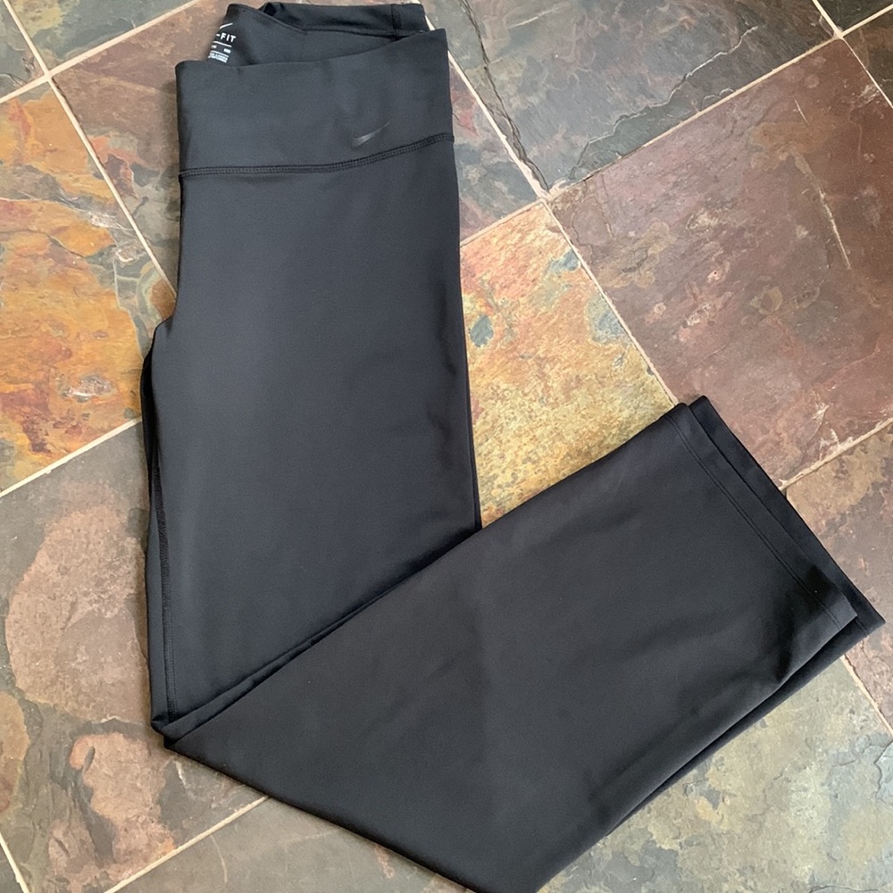 Nike Dri-Fit Black Power Victory Tights/Leggings size XXL #AQ 2669-010